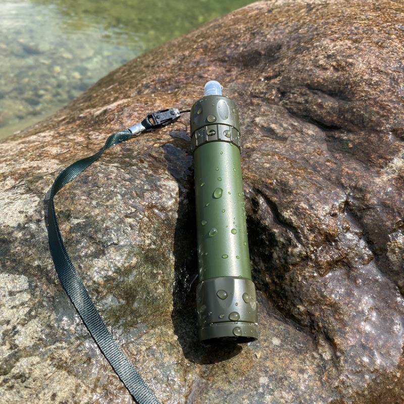 Paille filtrante de survie d'u - Water Purification Straw avis et prix